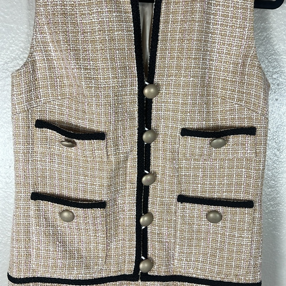 Lovers and Friends Sleeveless Tweed Shift Dress - Picture 5 of 6
